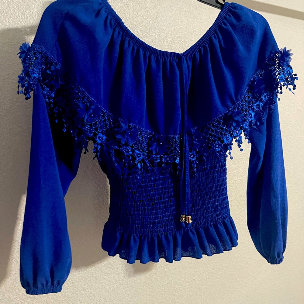 Blusa Azul, chica